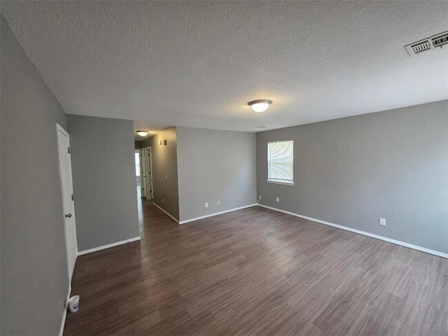 Building Photo - 602 Paige Pl