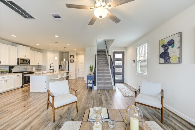 Building Photo - 4210 Peaceful Pines Ln