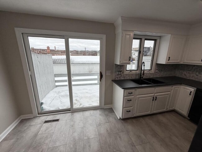 Building Photo - 1200 Worcester St