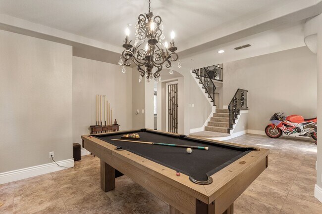 Building Photo - Beautiful Rocklin Home with a Pool!