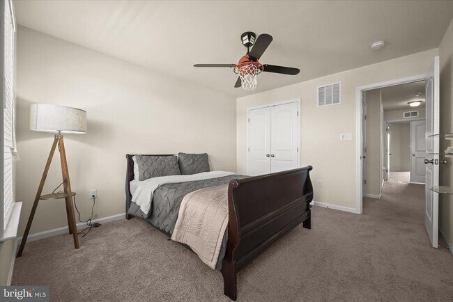 Building Photo - 9411 Geaton Park Pl