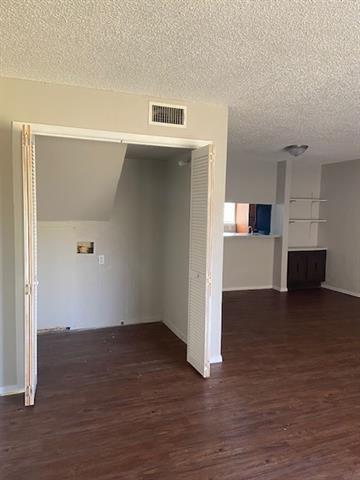 Building Photo - 2400 Buffalo Gap Rd