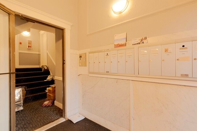 Building Photo - 24 Ransom Rd