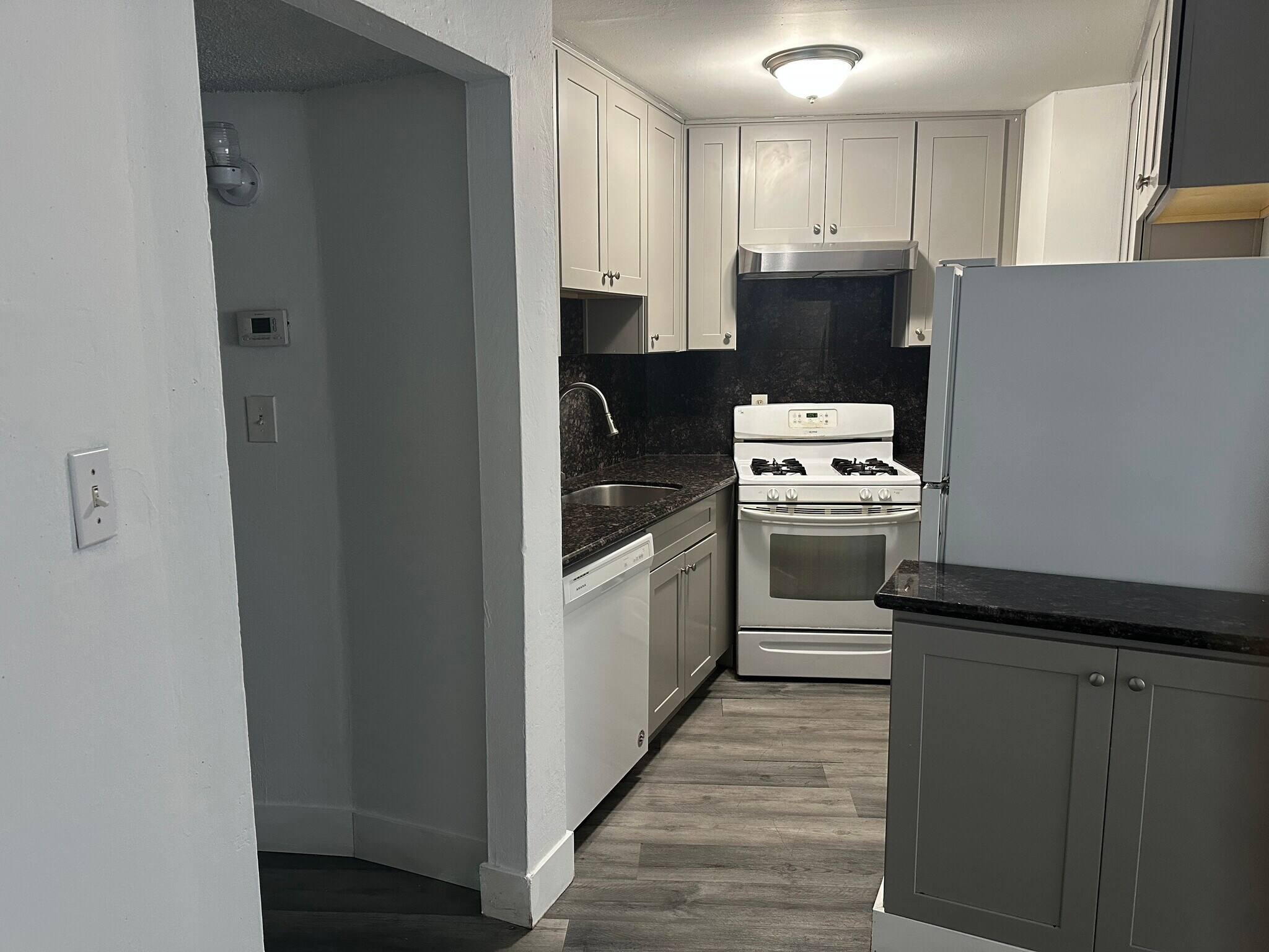 Building Photo - 4626 Ashdale Ct