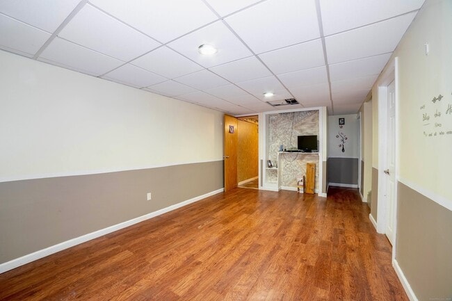 Building Photo - 45 Voight Ave