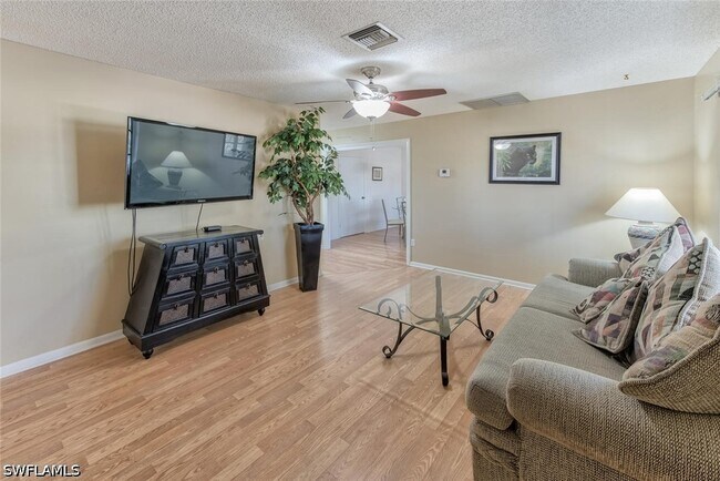 Building Photo - 42 4th St