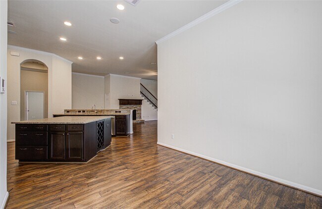 Building Photo - 28666 Pleasant Forest Dr