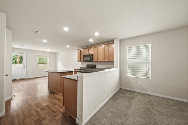 Building Photo - 2638 Bedrock Ln