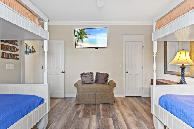 Building Photo - 25 Opal Cove