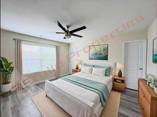 Building Photo - 3900 Swinton St