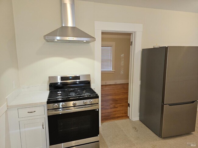 Building Photo - 412 Lincoln St