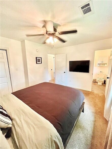 Building Photo - 721 Dockery Ln