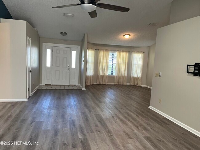 Building Photo - 410 Jax Estates Dr N