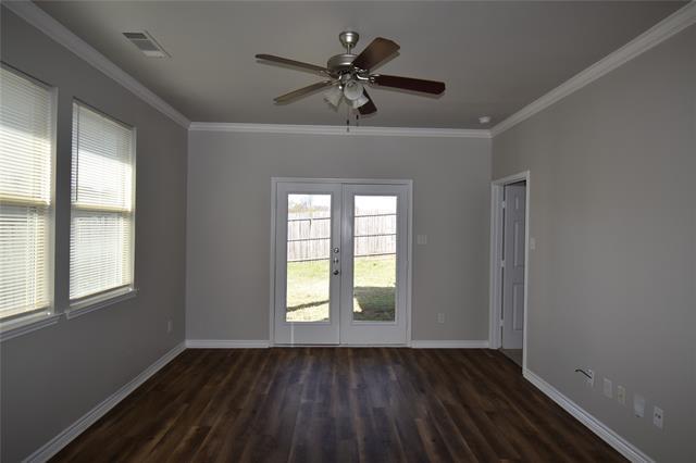 Building Photo - 1110 Story Book Ln