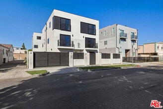 Building Photo - 14165 Erwin St