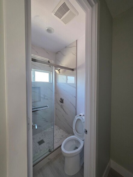 Building Photo - 12416 Lambert Cir