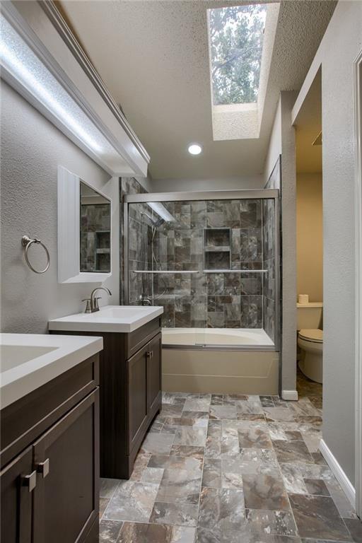 Building Photo - 12320 Thompkins Dr