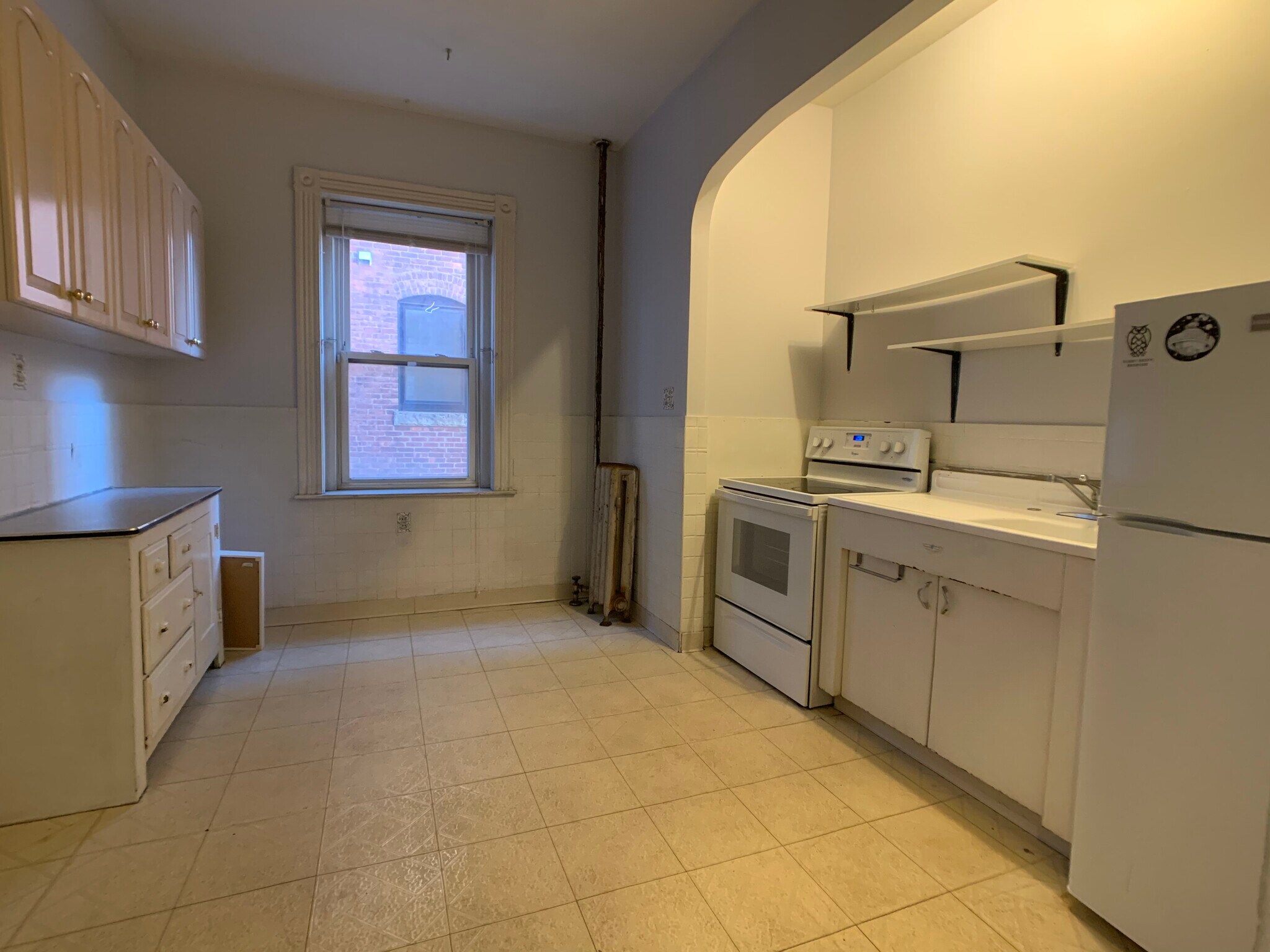 Building Photo - 65 Saint Marys St