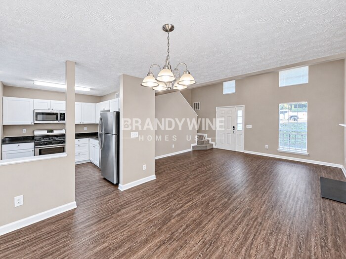 Building Photo - 3031 Kenville Ln