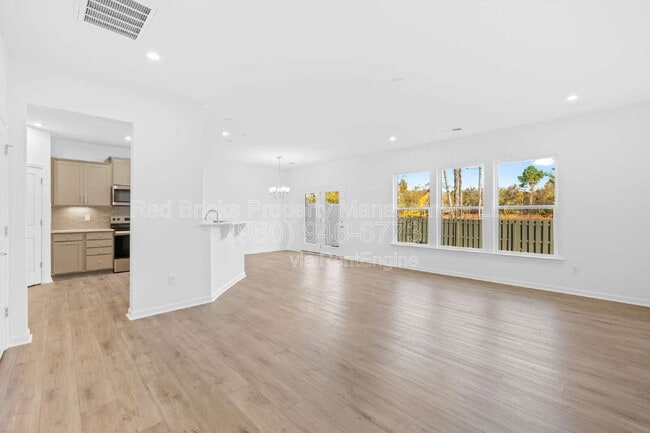 Building Photo - 17030 Patron Dr