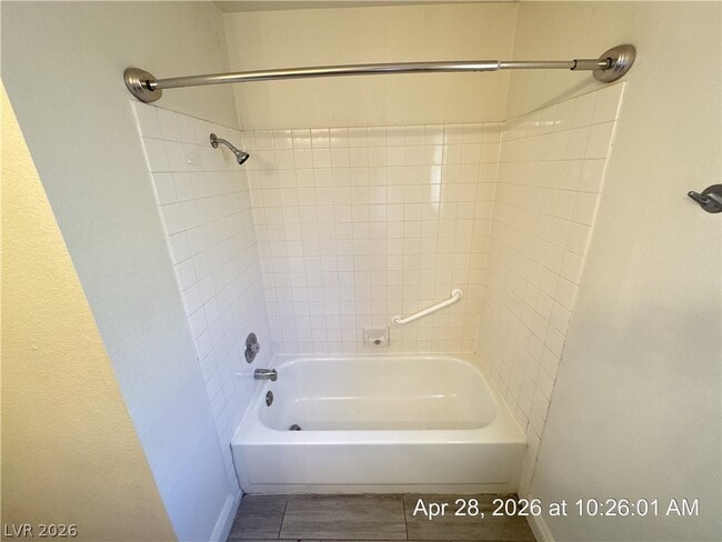 Building Photo - 2059 Club Crest Way