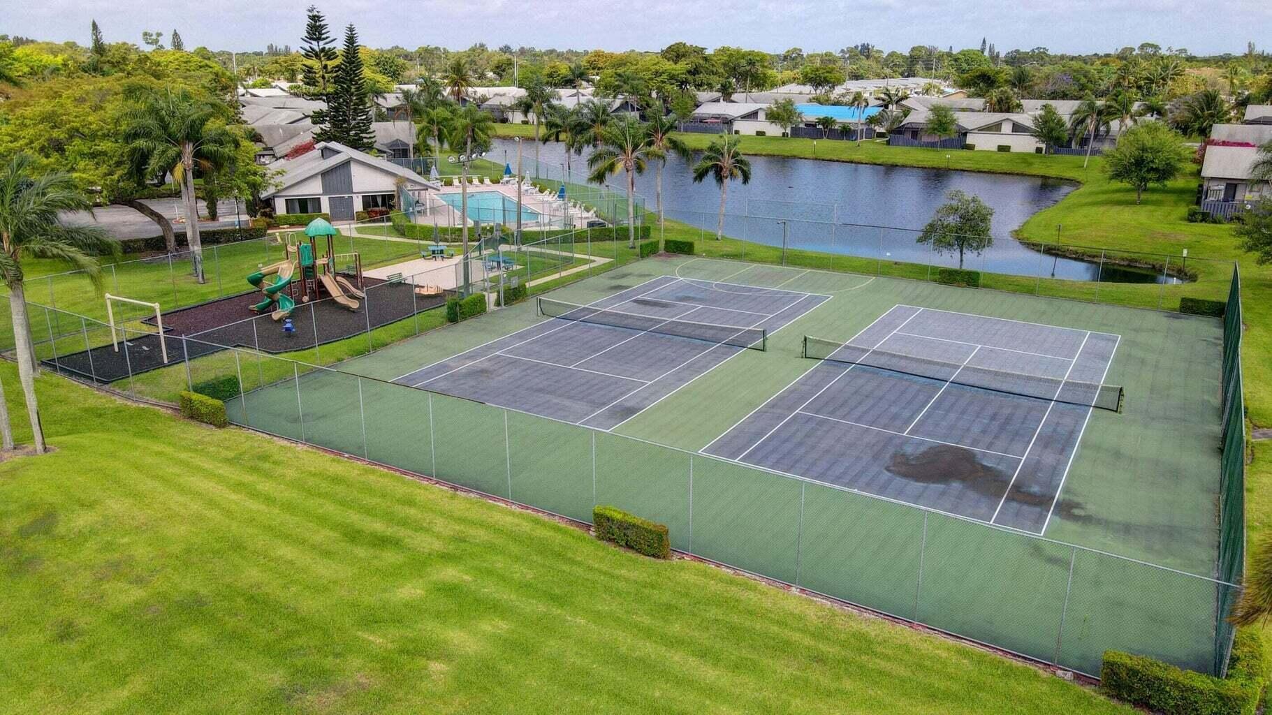 Building Photo - 1165 Summit Trail Cir