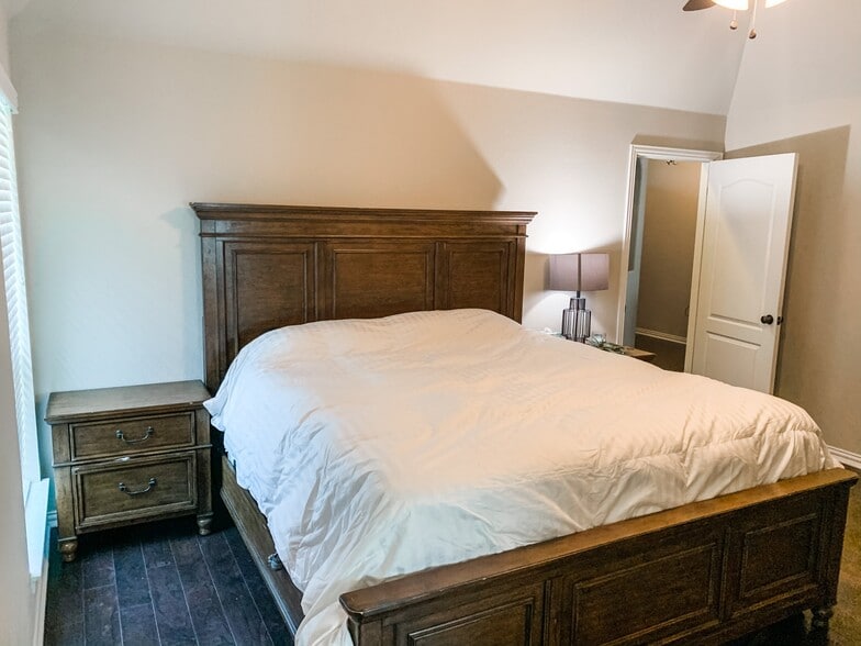 Building Photo - 354 Spyglass Dr