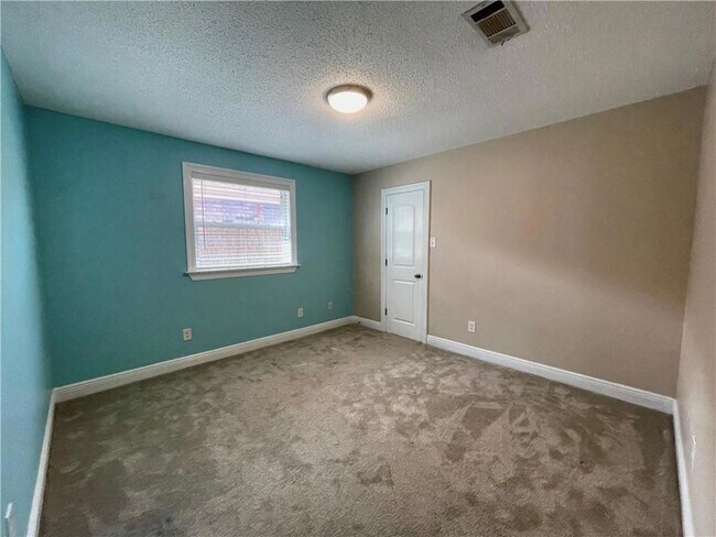 Building Photo - 424 Eden Isles Blvd