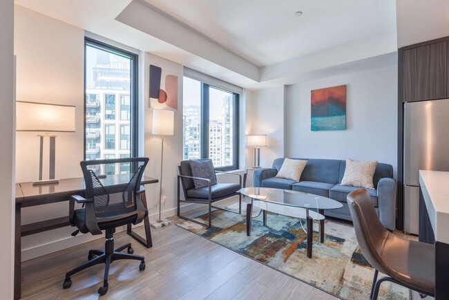 Building Photo - 290 Congress St