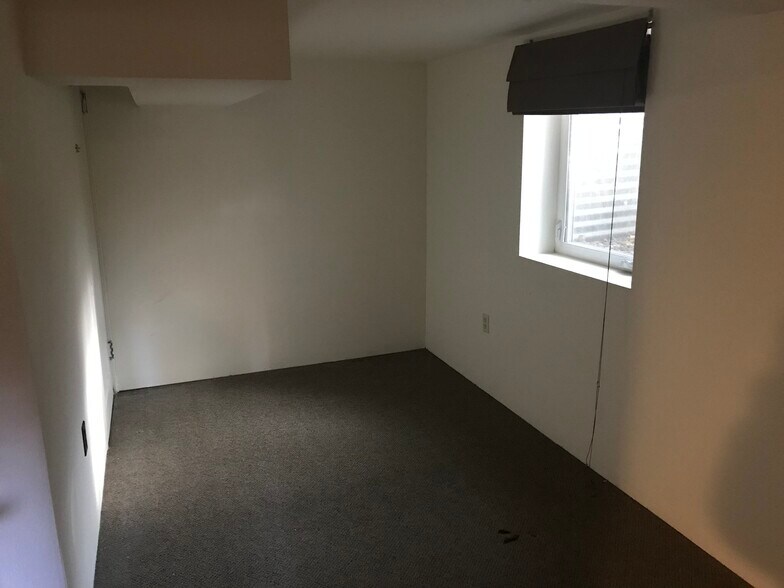 Bedroom - 1237 Northwest Davis Way