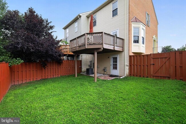 Building Photo - 20944 Rootstown Terrace
