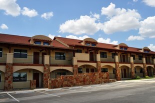 Building Photo - Energy Lodge Carrizo Springs