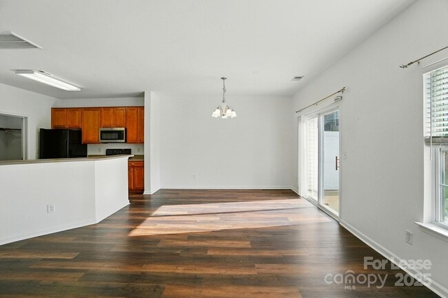 Building Photo - 10316 Stineway Ct