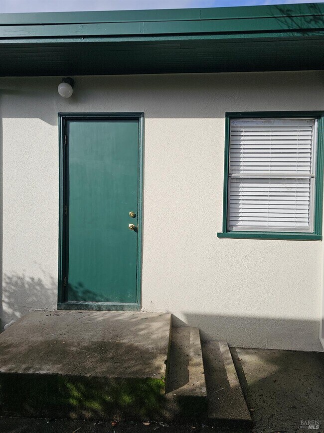 Building Photo - 412 Lincoln St