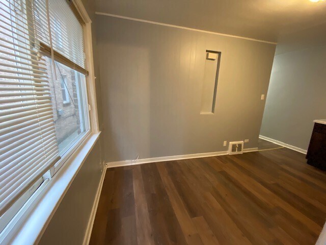 Building Photo - 4837 Hull St