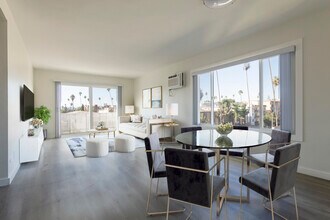 Building Photo - 1 & 2 Bedroom Apartment in KoreaTown, Los ...