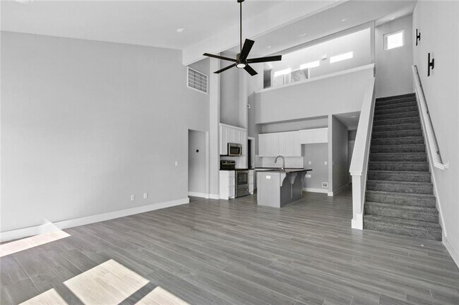 Building Photo - 657 Sun Meadows Loop