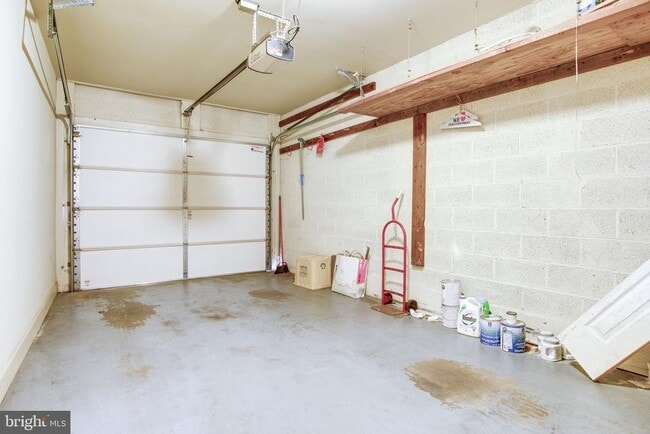 Building Photo - 1494 Hampton Hill Cir