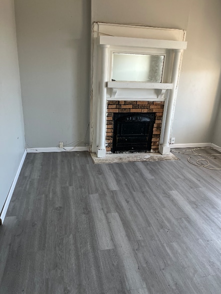 Building Photo - 4210 Athlone Ave