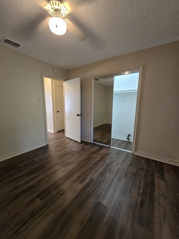 Building Photo - 6841 Brown St