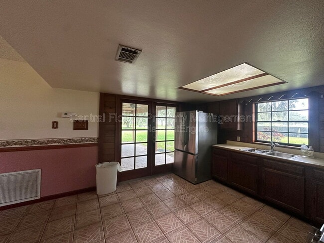 Building Photo - 1620 Nora Tyson Rd