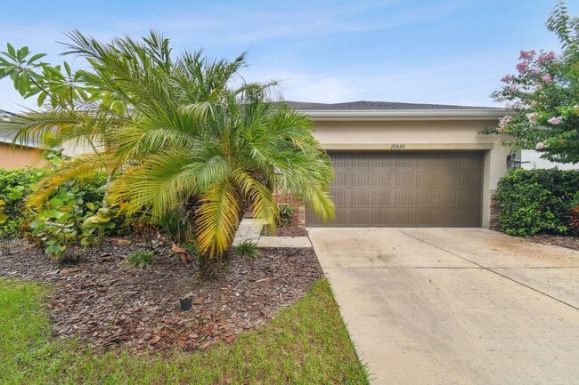 Primary Photo - Spacious 4 Bed, 2 Bath Single Family Home ...