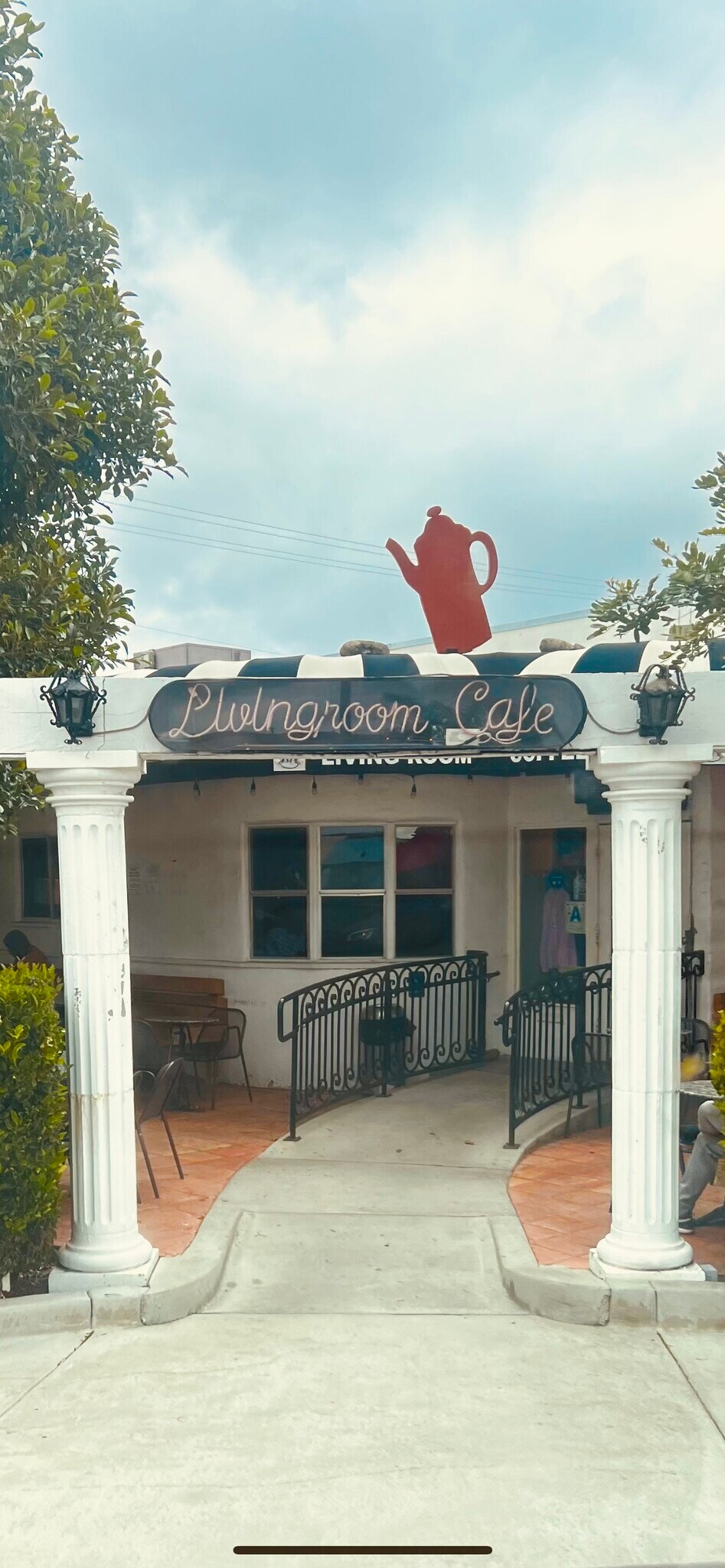 Building Photo - 5703 Adelaide Ave