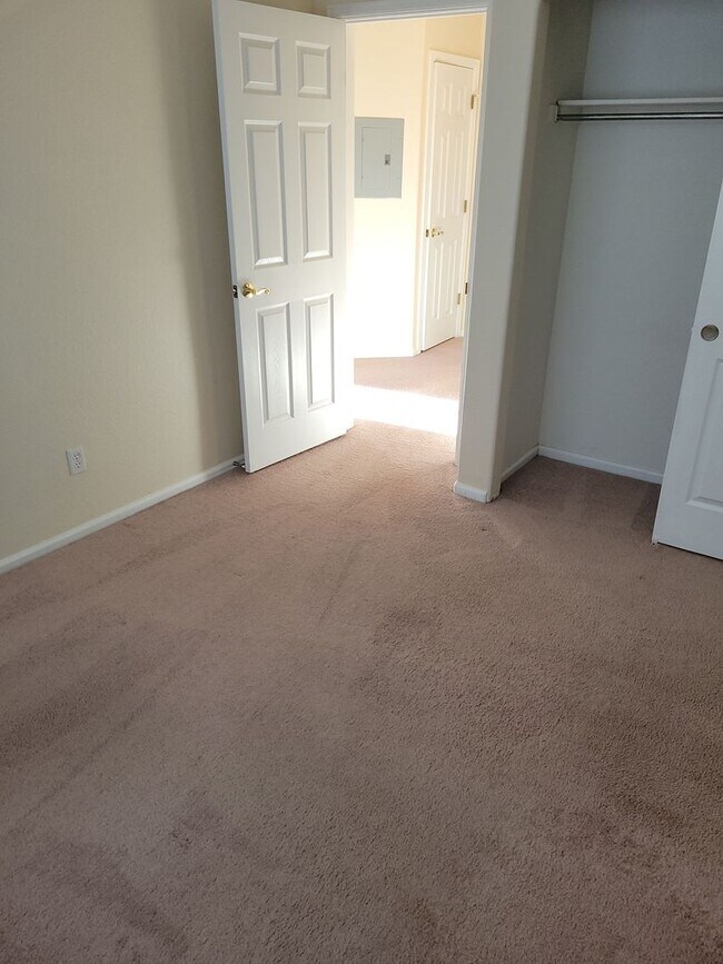 Building Photo - Beautiful Longmont Condo Next to UTE Creek Golf Course at Villas at Ute Creek