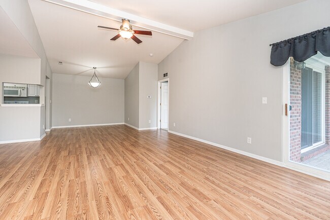 Building Photo - 5681 Pine Aires Dr