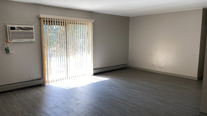 Building Photo - 108 E Bailey Rd