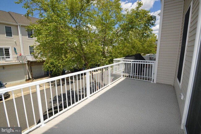 Building Photo - 42761 Hollingsworth Terrace