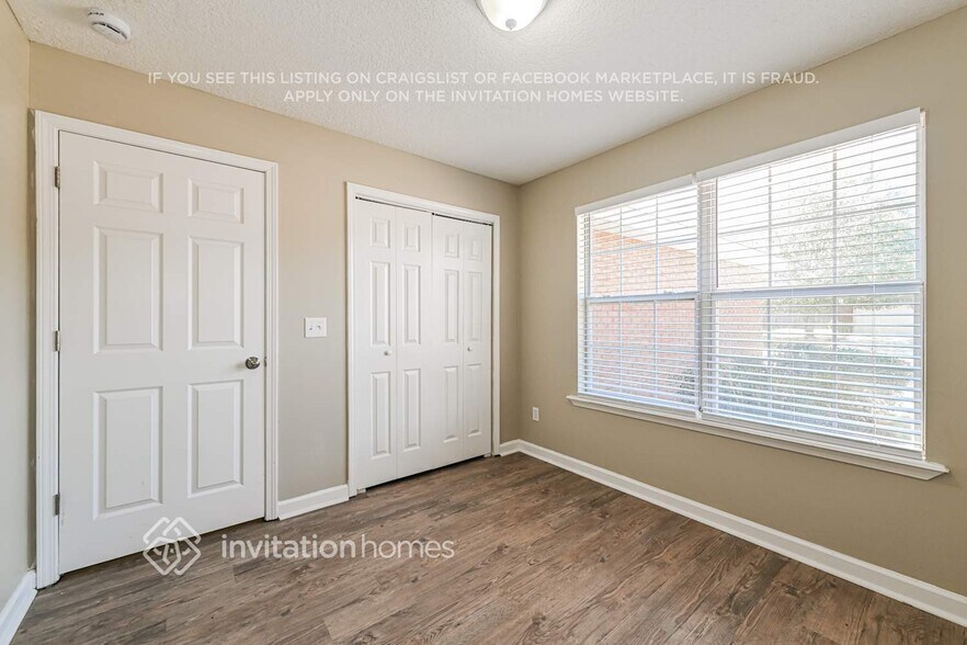 Building Photo - 7041 Vida Ln