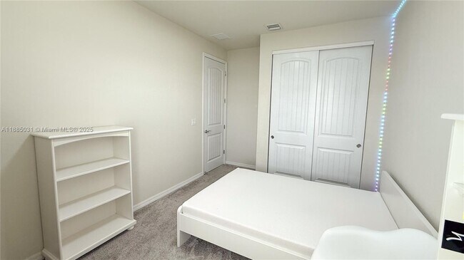 Building Photo - 5110 Eucalyptus Dr