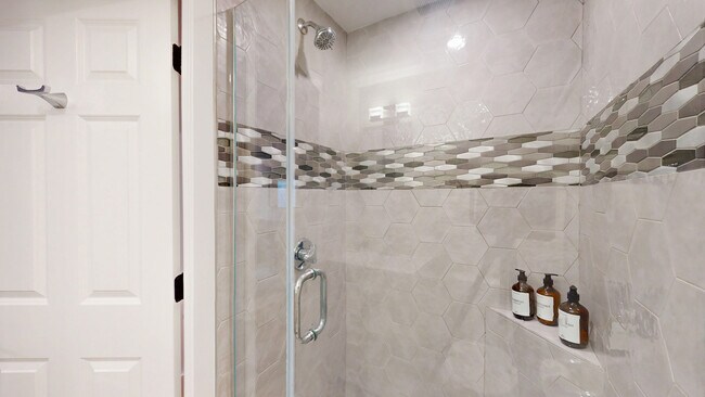 Building Photo - 36 Montgomery St